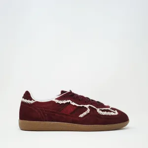 Alohas Tb. 490 Crochet Burgundy Sneakers
