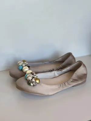 Cluster Ballet Flat In Beige