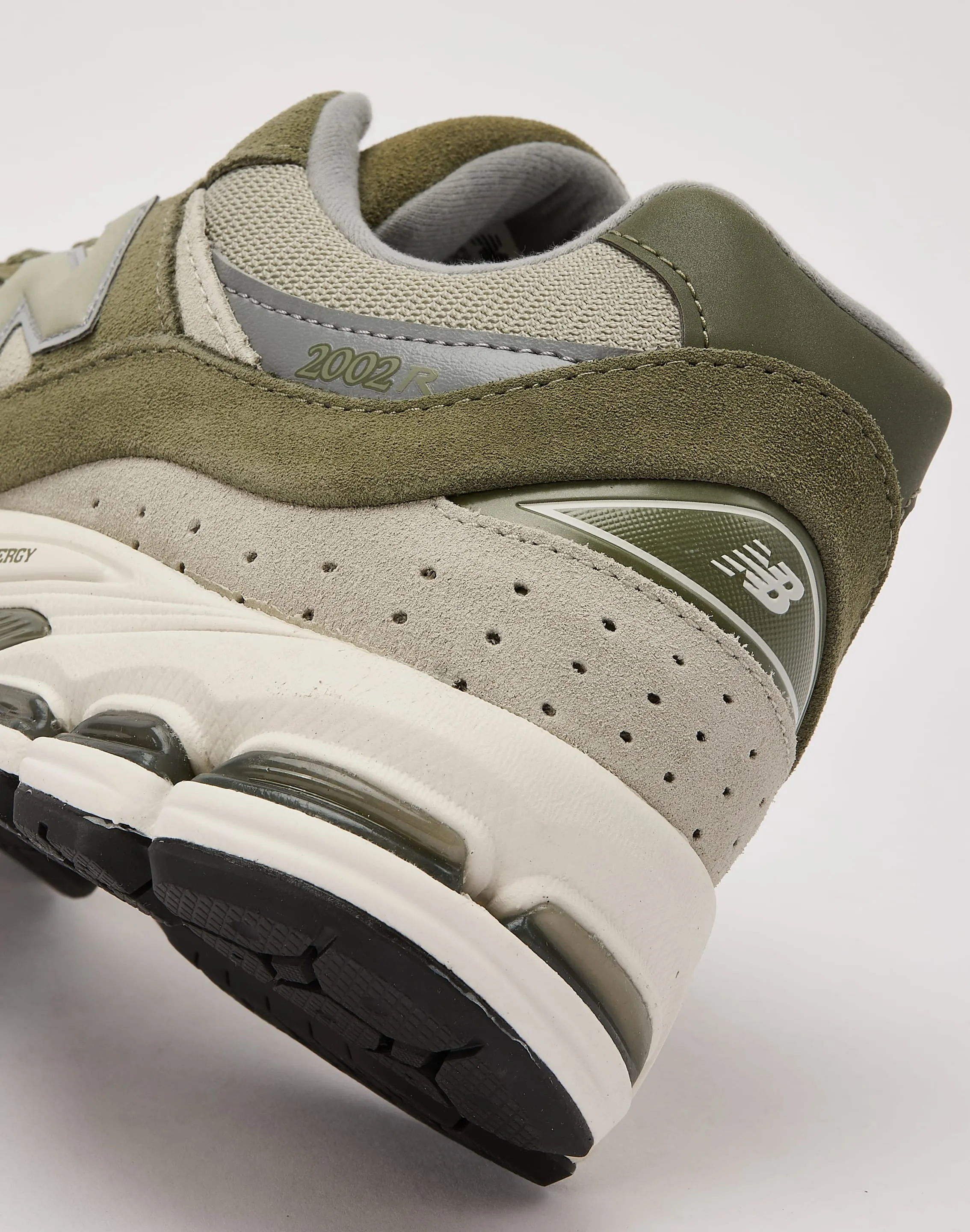 New Balance 2002R