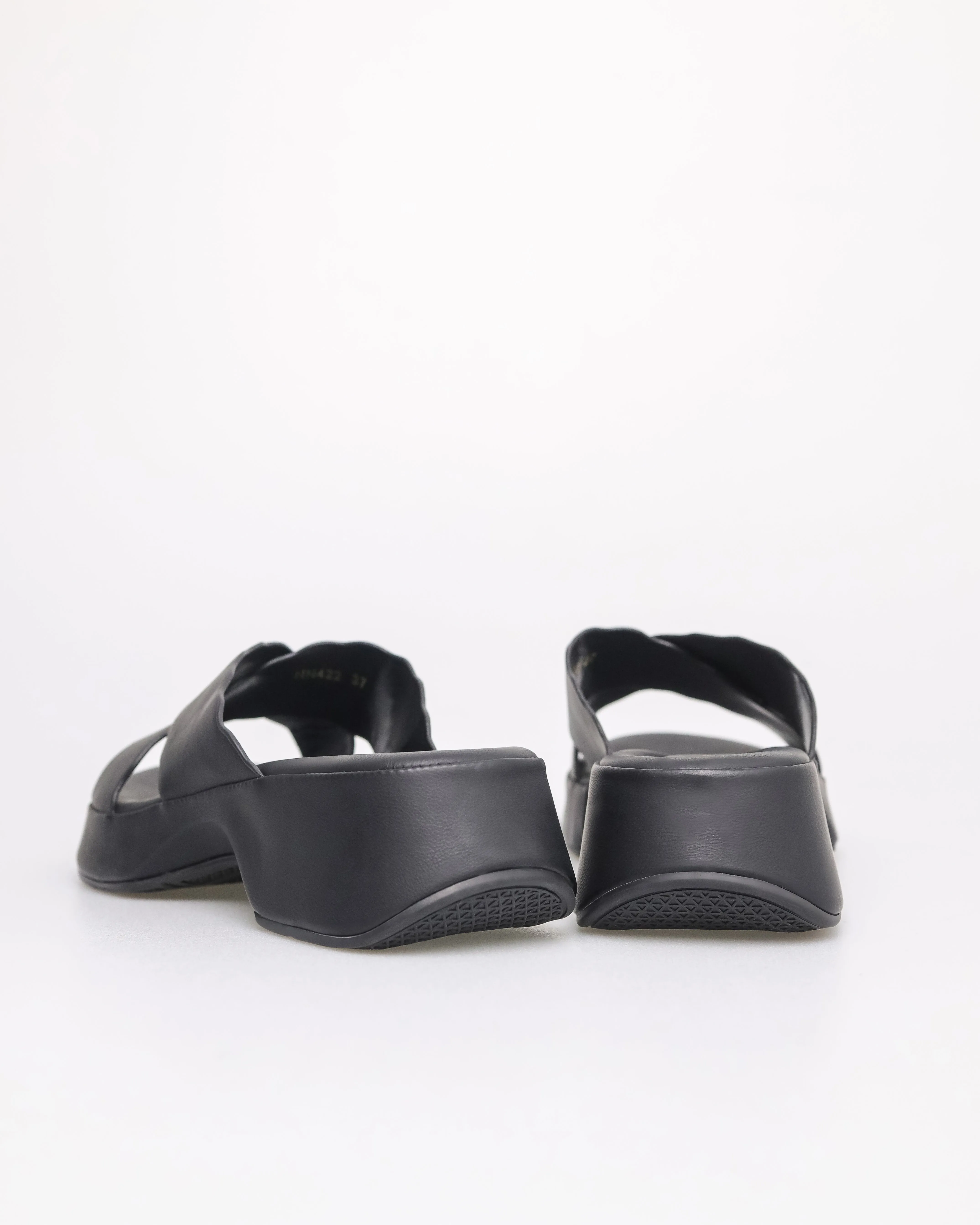 Tomaz NN422 Ladies Wavy Sandals