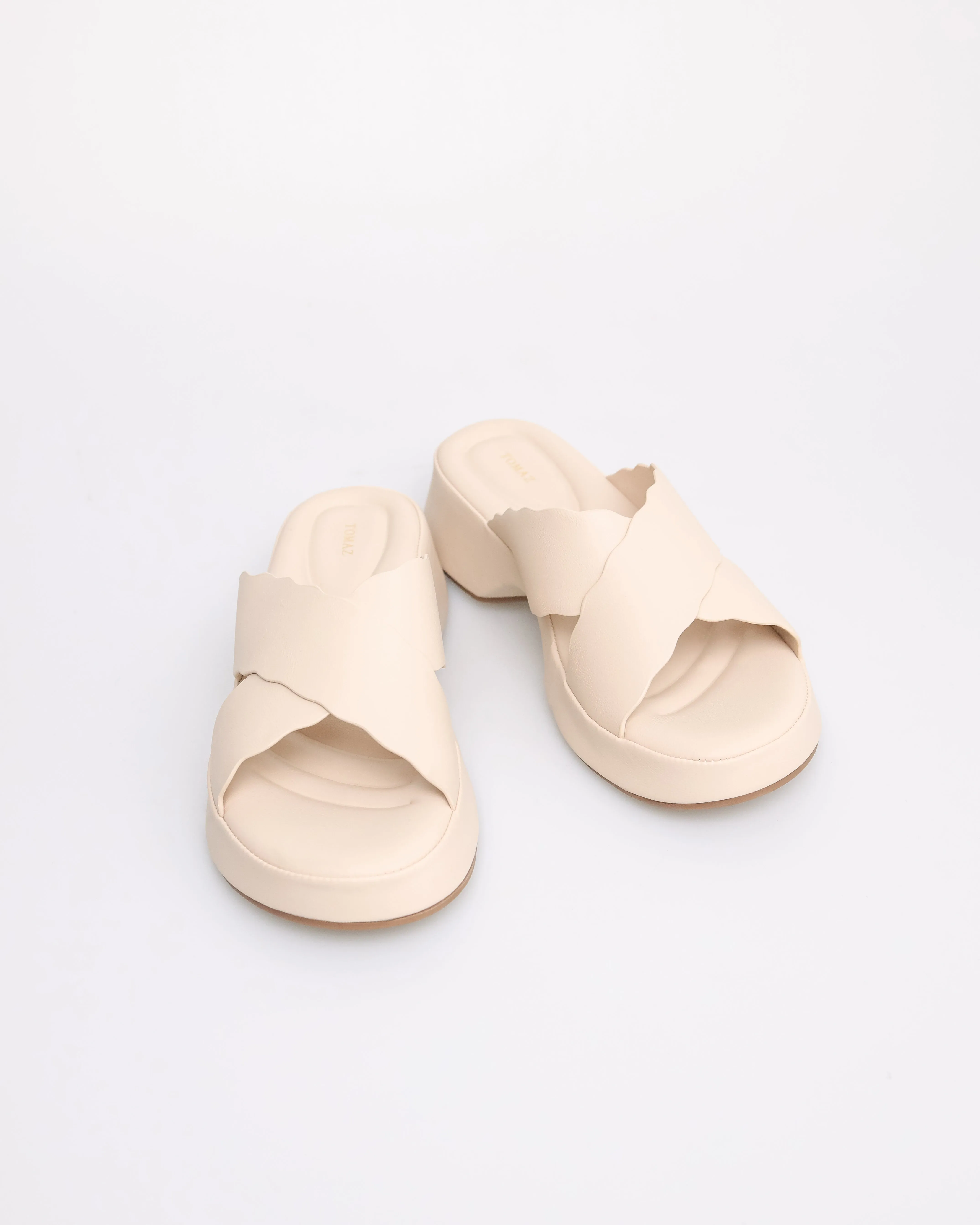 Tomaz NN422 Ladies Wavy Sandals