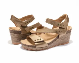 Women's Giselle Wedge Heels In Bronze