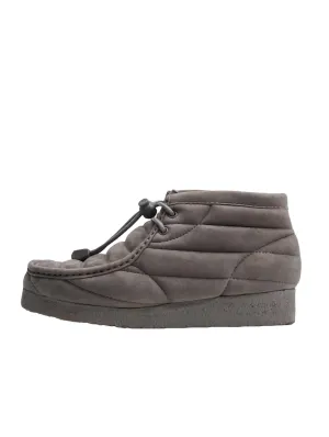 Women's Wallabee Boot In Grey Suede