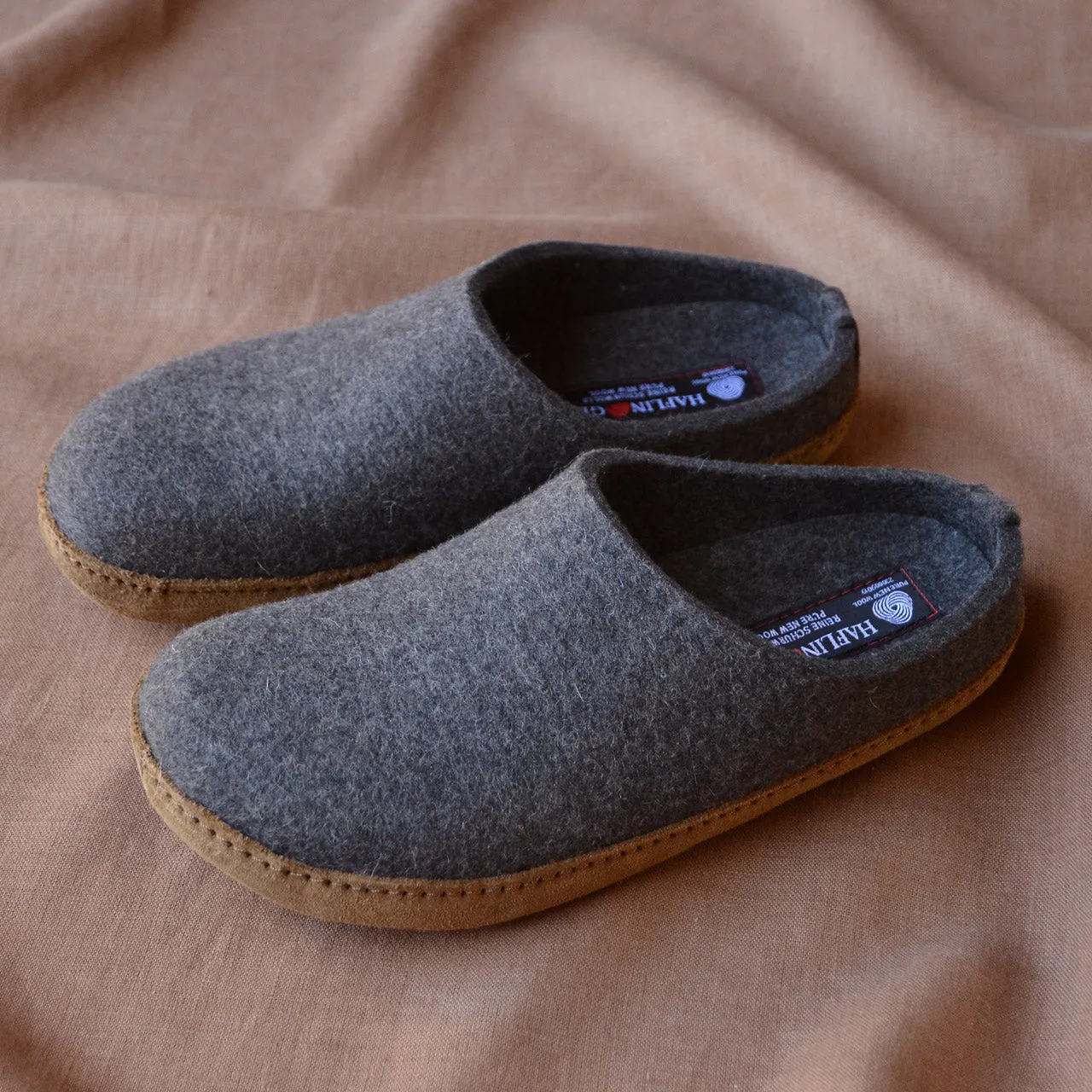 Wool Felt Slippers - Toffel - Anthracite (Adults 36-46) *Pre-order