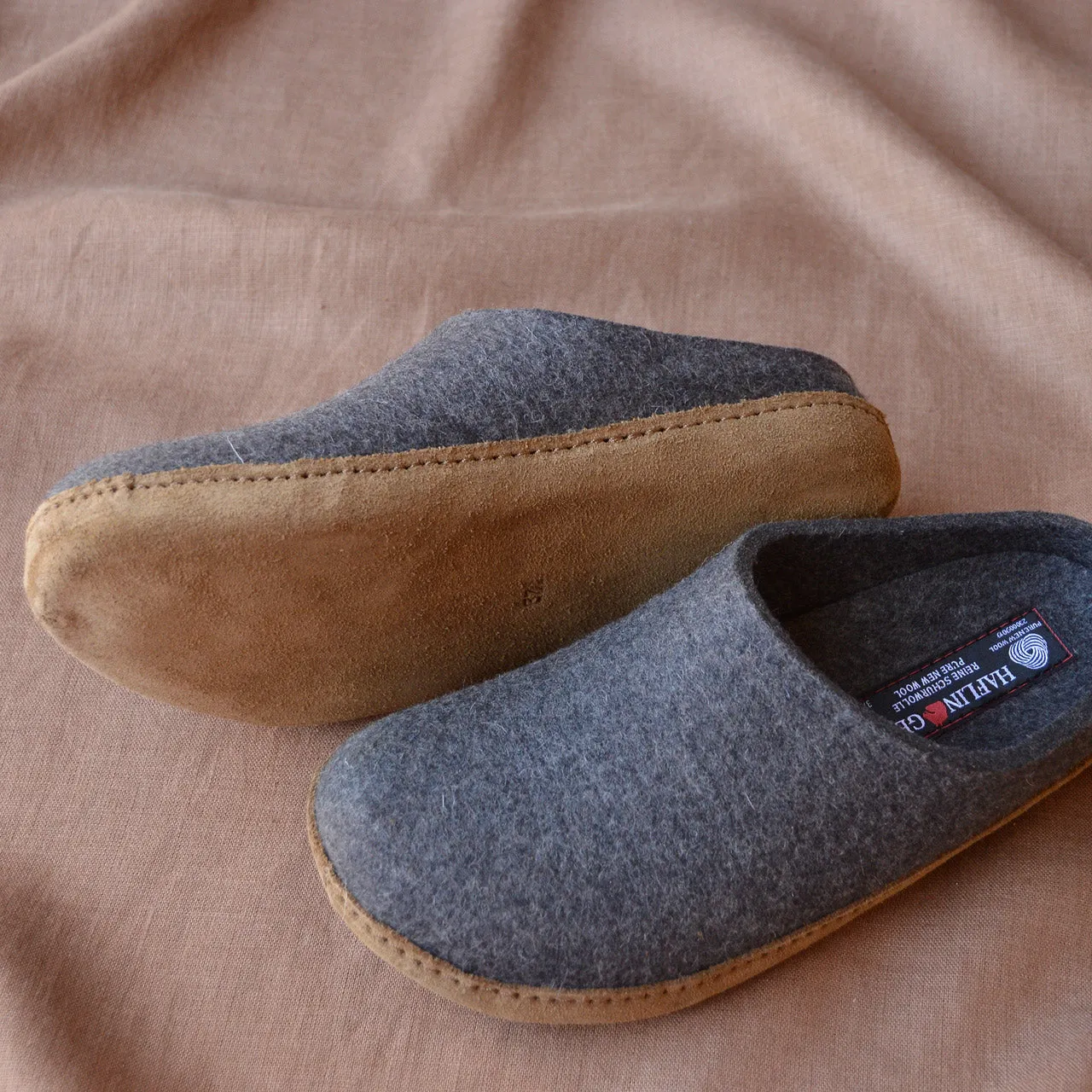Wool Felt Slippers - Toffel - Anthracite (Adults 36-46) *Pre-order